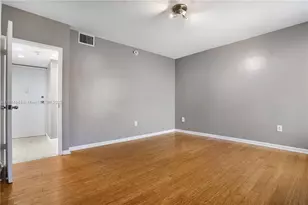 7735 Abbott Ave, Miami Beach, FL 33141 - Photo 15