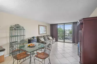 20400 W Country Club Dr #416, Aventura, FL 33180 - Photo 5