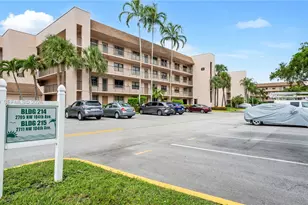 2705 NW 104th Ave, Sunrise, FL 33322 - Photo 7
