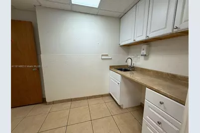 801 Monterey St #100-101, Coral Gables, FL 33134 - Photo 13