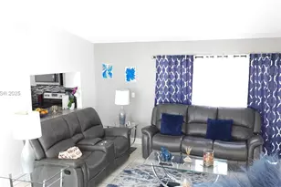 9829 SW 221st St, Cutler Bay, FL 33190 - Photo 7