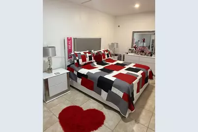 9829 SW 221st St, Cutler Bay, FL 33190 - Photo 23