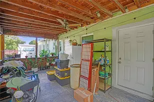 301 NW 190th St, Miami Gardens, FL 33169 - Photo 9