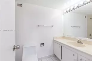 1650 NE 115th St, Miami, FL 33181 - Photo 15