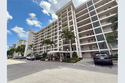 3100 N Palm Aire Dr #709, Pompano Beach, FL 33069 - Photo 5