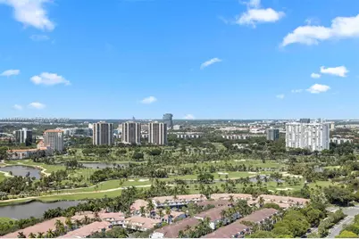 3500 Mystic Pointe Dr #3505, Aventura, FL 33180 - Photo 3