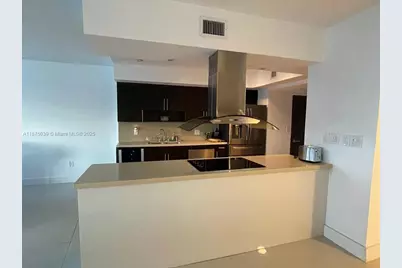 5255 Collins Ave #4G, Miami Beach, FL 33140 - Photo 7