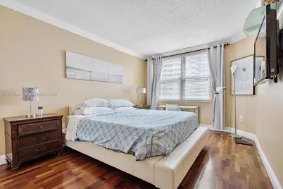 1980 S Ocean Dr #7N, Hallandale Beach, FL 33009 - Photo 9