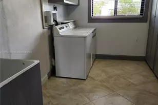 10990 SW 57th St, Miami, FL 33173 - Photo 39