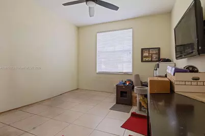 2430 SE 7th Pl, Homestead, FL 33033 - Photo 15