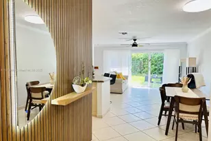 8952 NW 38th Dr, Coral Springs, FL 33065 - Photo 17