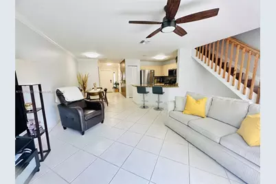 8952 NW 38th Dr, Coral Springs, FL 33065 - Photo 9