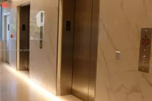 540 Brickell Key Dr, Miami, FL 33131 - Photo 3