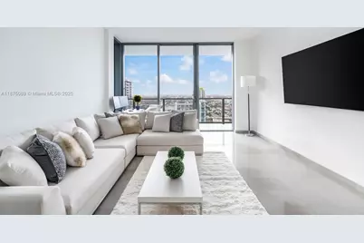 68 SE 6th St #3706, Miami, FL 33131 - Photo 3