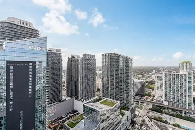 68 SE 6th St #3706, Miami, FL 33131 - Photo 15