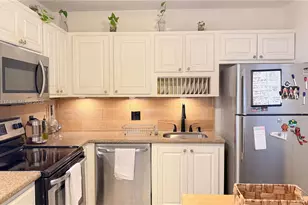 2851 NE 183rd St, Aventura, FL 33160 - Photo 9