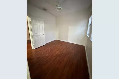 10812 NW 51st Ln, Doral, FL 33172 - Photo 11