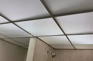 10090 NW 80th Ct, Hialeah Gardens, FL 33016 - Photo 29