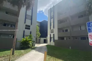 10090 NW 80th Ct, Hialeah Gardens, FL 33016 - Photo 3