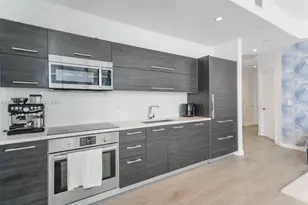 45 SW 9th St, Miami, FL 33130 - Photo 7