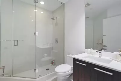 45 SW 9th St #4108, Miami, FL 33130 - Photo 15