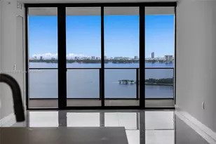 700 NE 24th St, Miami, FL 33137 - Photo 3