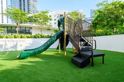 700 NE 24th St #1706, Miami, FL 33137 - Photo 57