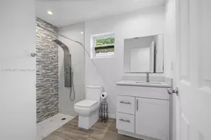 524 NW 10th, Hallandale Beach, FL 33009 - Photo 15