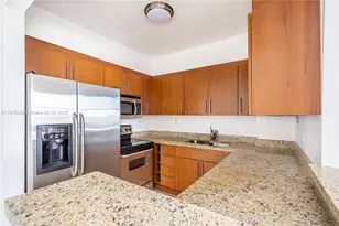 7441 Wayne Ave, Miami Beach, FL 33141 - Photo 3