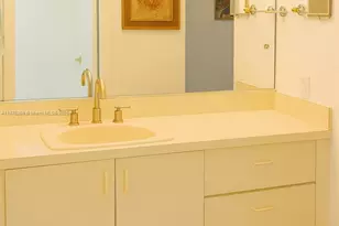 401 Warren Ln, Key Biscayne, FL 33149 - Photo 27