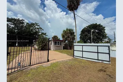 3603 SE 35th Ave, Other City - In The State Of Florida, FL 34974 - Photo 3