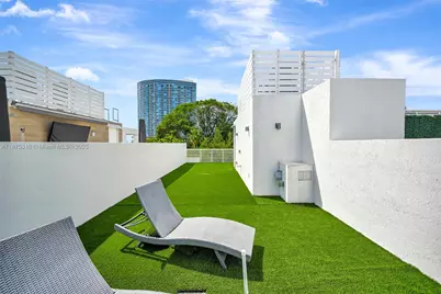 455 NE 39th St #205, Miami, FL 33137 - Photo 35