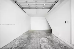 455 NE 39th St, Miami, FL 33137 - Photo 27