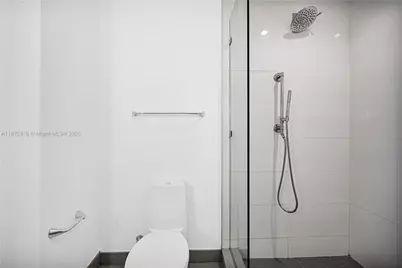 455 NE 39th St #205, Miami, FL 33137 - Photo 21