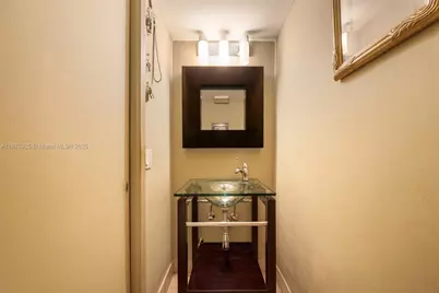 1717 N Bayshore Dr #A-3042, Miami, FL 33132 - Photo 15