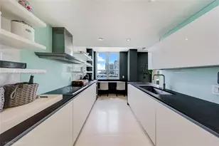 701 Brickell Key Blvd, Miami, FL 33131 - Photo 11