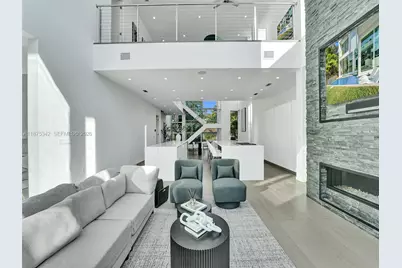 2217 NE 17th Ter, Wilton Manors, FL 33305 - Photo 11