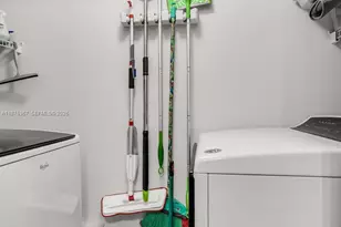 2320 E Preserve Way, Miramar, FL 33025 - Photo 15