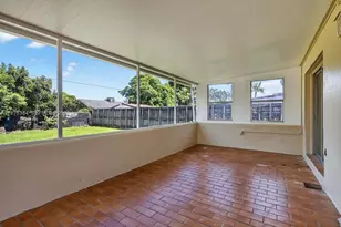 2945 SW 16th St, Miami, FL 33145 - Photo 19