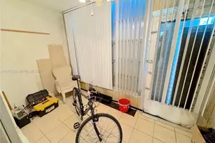 2871 E Sunrise Lakes Dr, Sunrise, FL 33322 - Photo 11