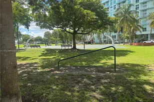 2000 N Bayshore Dr, Miami, FL 33137 - Photo 7