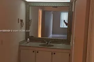 17890 W Dixie Hwy 106 Hwy, North Miami Beach, FL 33160 - Photo 23