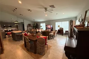 200 Village Circle, Labelle, FL 33935 - Photo 5