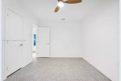 341 NW 43th St, Miami, FL 33127 - Photo 35