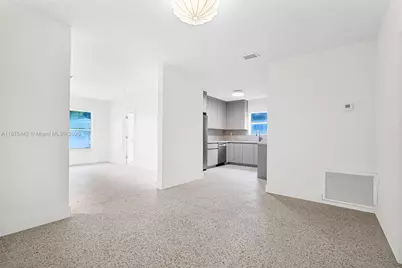 341 NW 43th St, Miami, FL 33127 - Photo 9