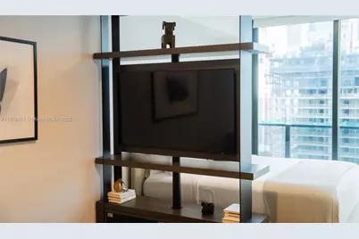 398 NE 5th St #3612, Miami, FL 33132 - Photo 21