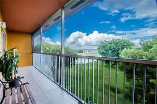 13475 SW 9th St, Pembroke Pines, FL 33027 - Photo 21