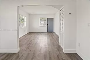 12108 NE 5th Ave, North Miami, FL 33161 - Photo 13