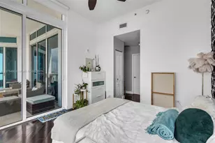 480 NE 30th St, Miami, FL 33137 - Photo 9