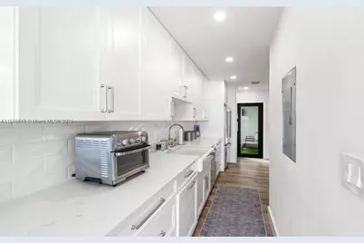 3100 NE 48th St #312, Fort Lauderdale, FL 33308 - Photo 11
